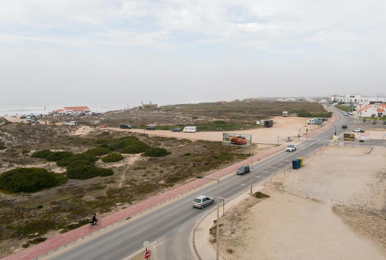 Maresia - Beachfront Peniche Apartment ภายนอก รูปภาพ